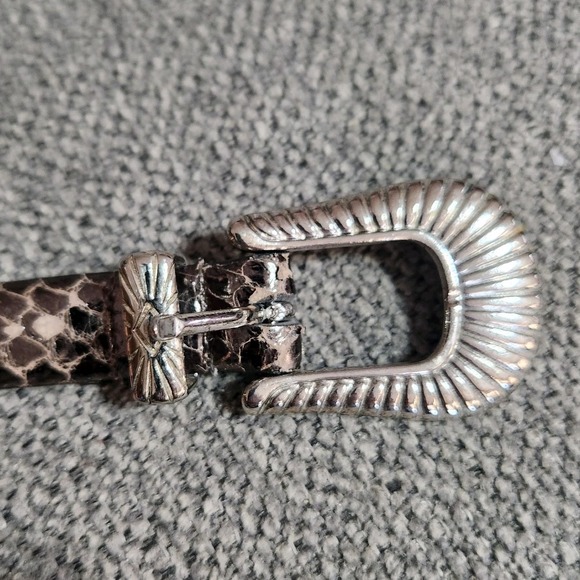 Liz Claiborne Accessories - Vintage Liz Claiborne Belt Women's Small Silver Snakeskin Western Buckle Cowgirl